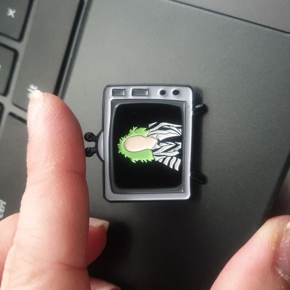 Beetlejuice pin - Picture 4 of 4